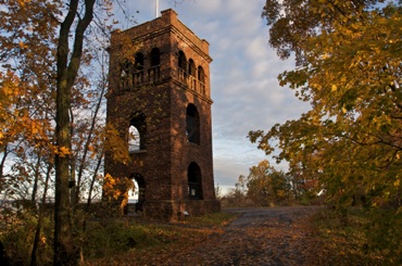 Poets Seat, Greenfield